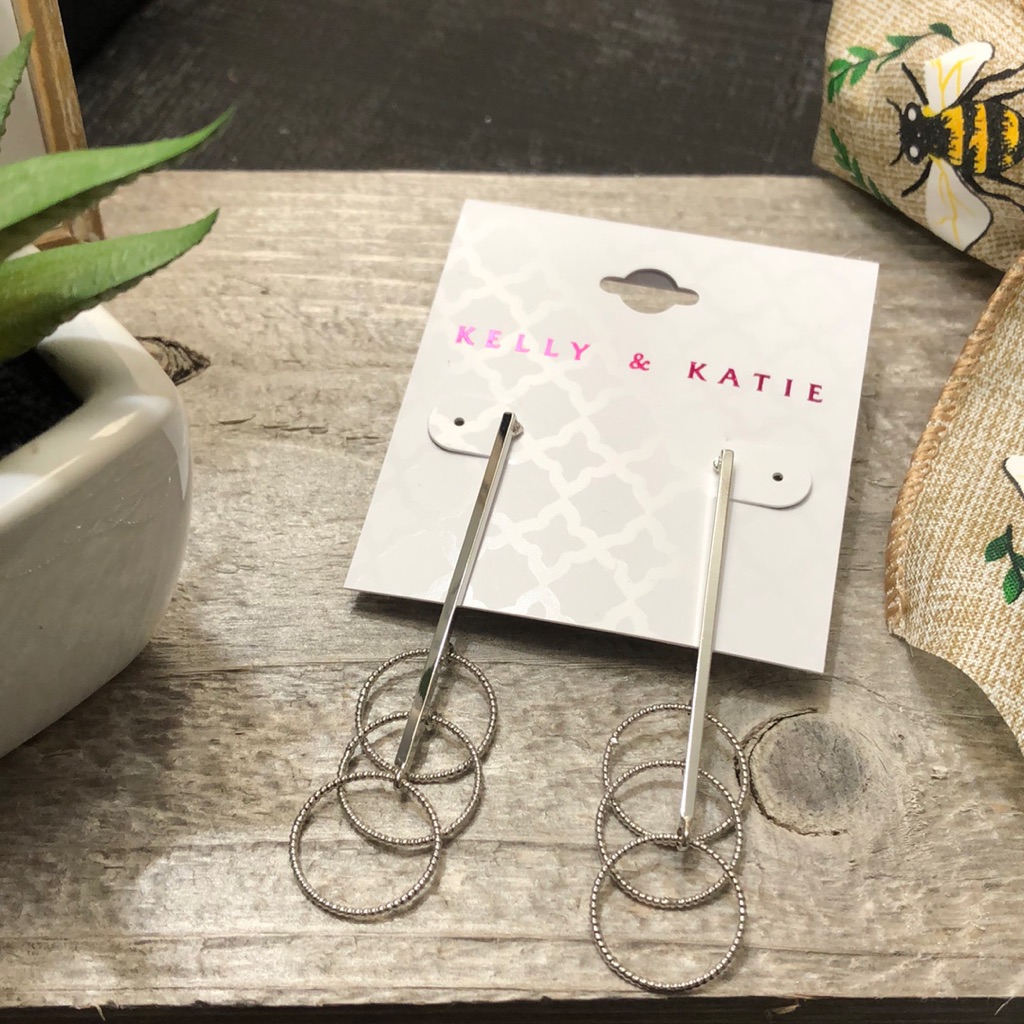 Nwt Kelly & Katie Modern Style Silver Tone Pierced Earrings!